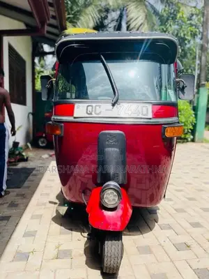Bajaj 2 Stroke 2005 Three Wheel (Used)