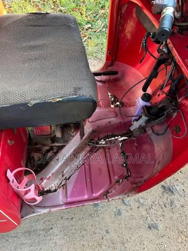 Bajaj 2 Stroke 2003 Three Wheel (Used)