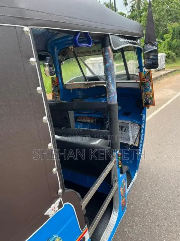 Bajaj RE 2006 Three Wheel (Used)