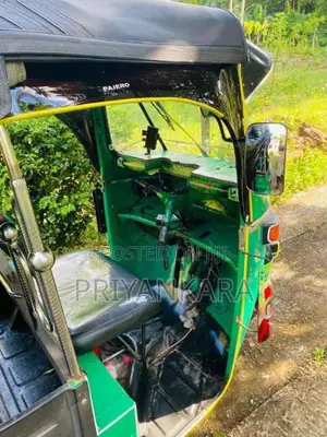 Bajaj Re 2 Stroke 2001 Three Wheel (Used)