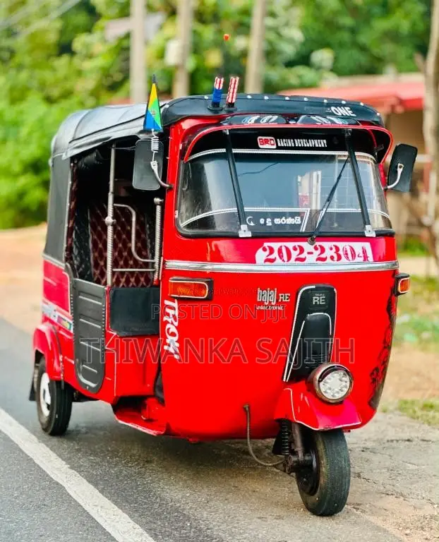 Bajaj 2 Stroke 1995 Three Wheel (Used)