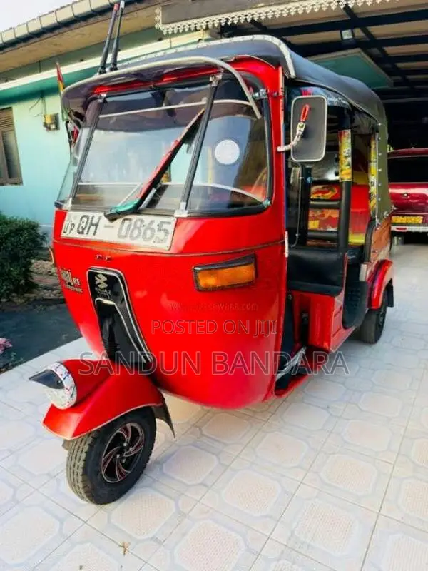 Bajaj RE 2 Stroke 2006 Three Wheel (Used)
