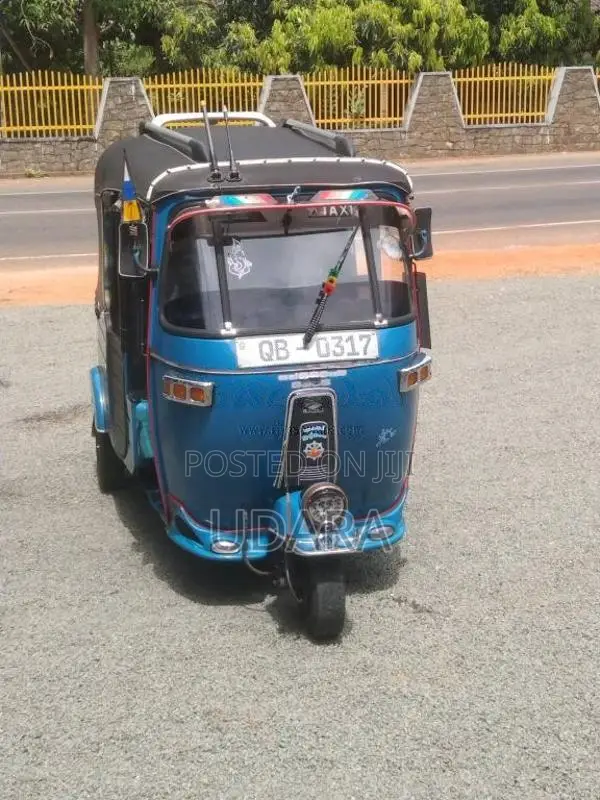 Bajaj 2 Stroke 2005 Three Wheel (Used)