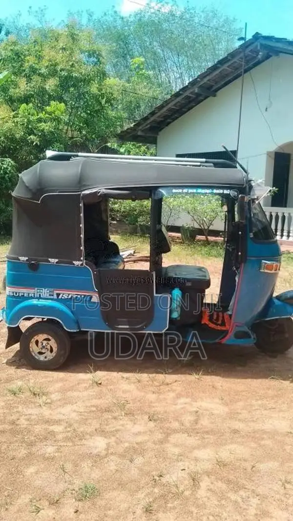 Bajaj 2 Stroke 2005 Three Wheel (Used)