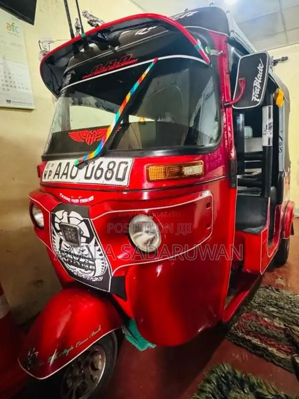 Bajaj RE 2014 Three Wheel (Used)