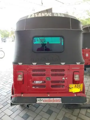 Bajaj RE 205 2015 Three Wheel (Used)