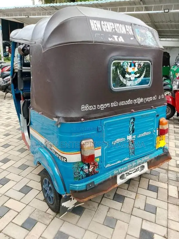 Bajaj RE 2 Stroke 2006 Three Wheel (Used)