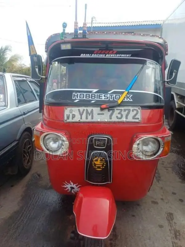 Bajaj 4 Stroke 2011 Three Wheel (Used)