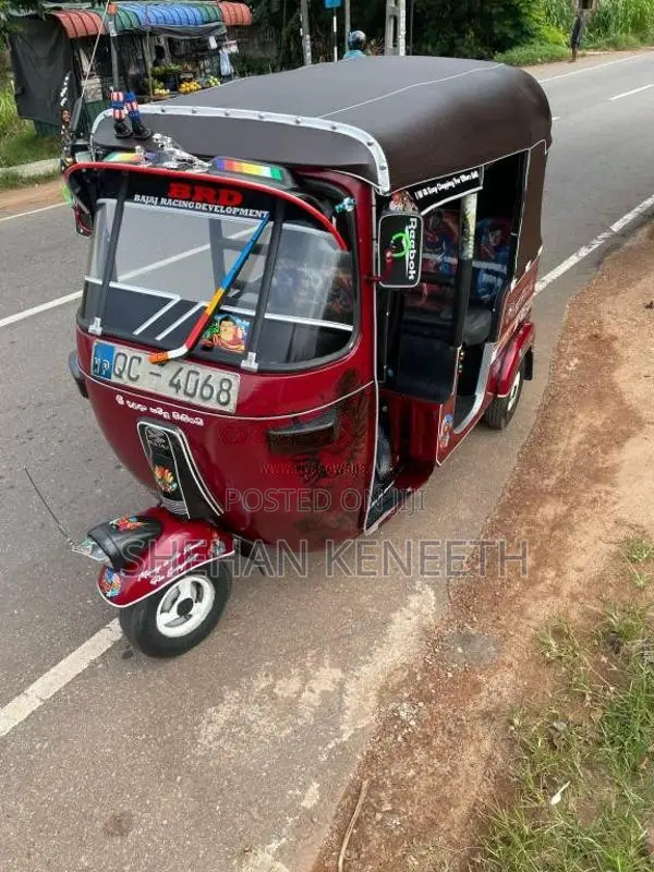Bajaj RE 2005 Three Wheel (Used)