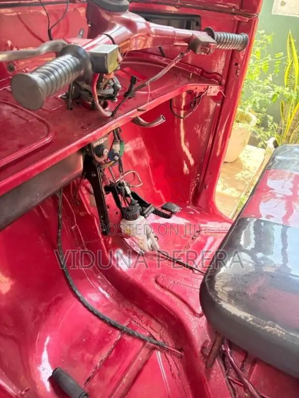 Bajaj 2 Stroke 2003 Three Wheel (Used)