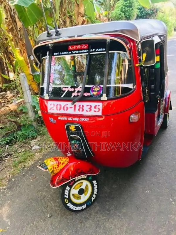 Bajaj 2 Stroke 2000 Three Wheel (Used)