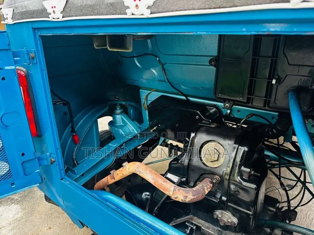 Bajaj 4 Stroke 2008 Three Wheel (Used)