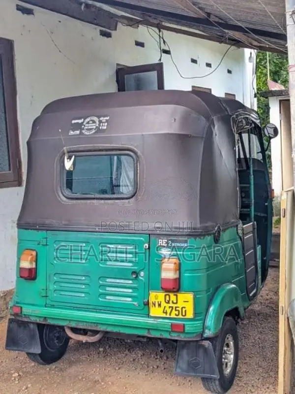 Bajaj 2 Stroke 2006 Three Wheel (Used)