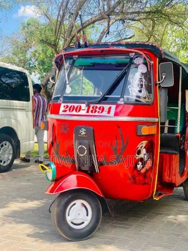Bajaj 2 Stroke 1994 Three Wheel (Used)