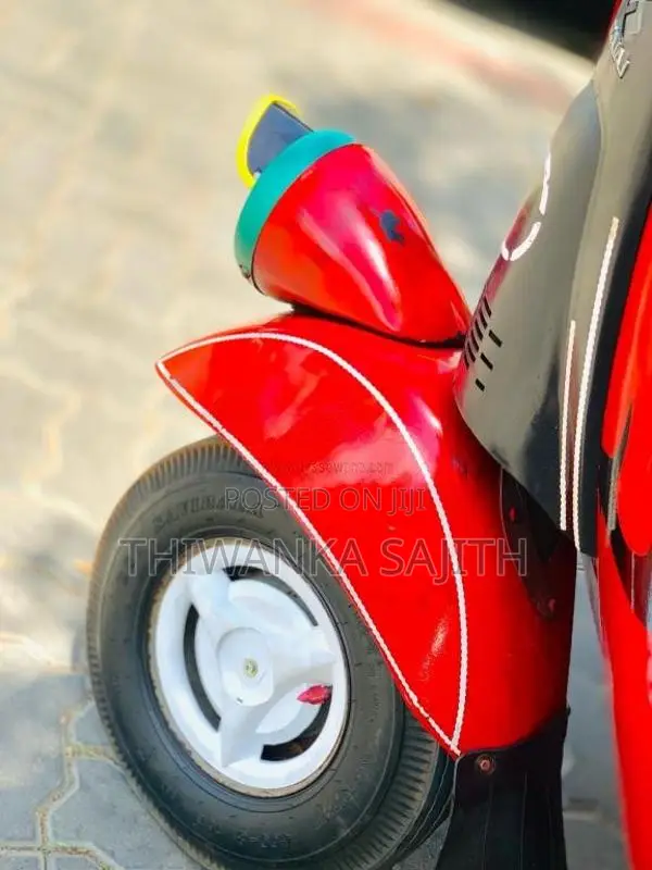Bajaj 2 Stroke 1994 Three Wheel (Used)