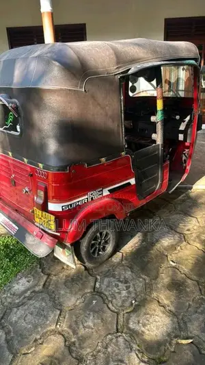 Bajaj RE 2014 Three Wheel (Used)