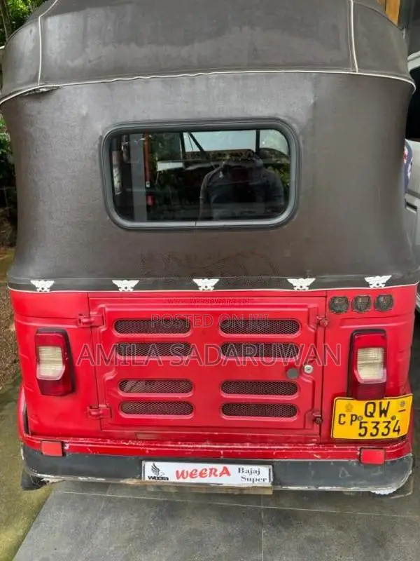 Bajaj RE 2011 Three Wheel (Used)