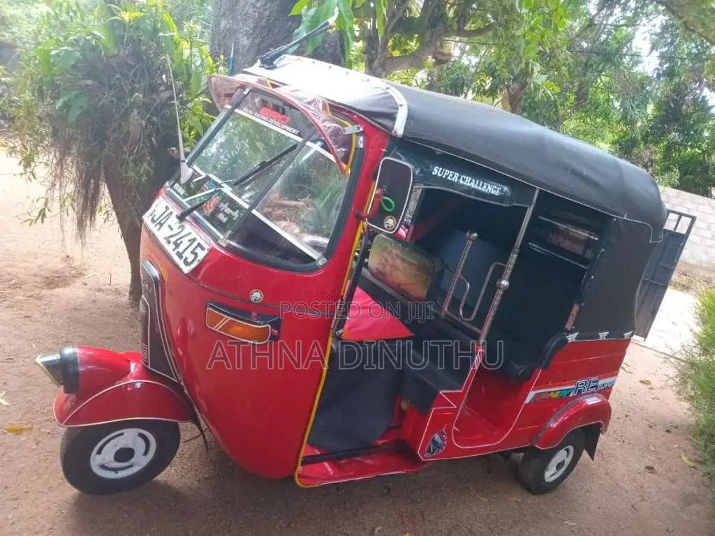 Bajaj 2 Stroke 2004 Three Wheel (Used)