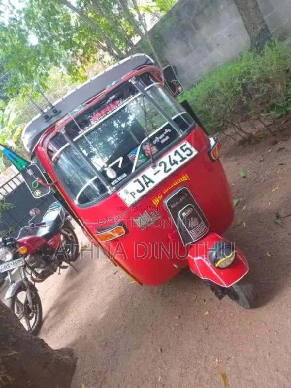 Bajaj 2 Stroke 2004 Three Wheel (Used)