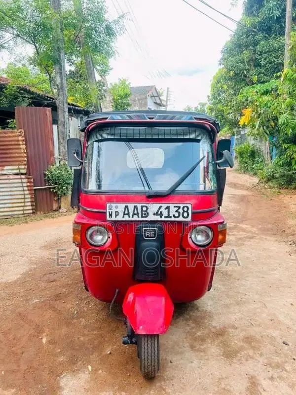 Bajaj 4 stroke 2012 Three Wheel (Used)