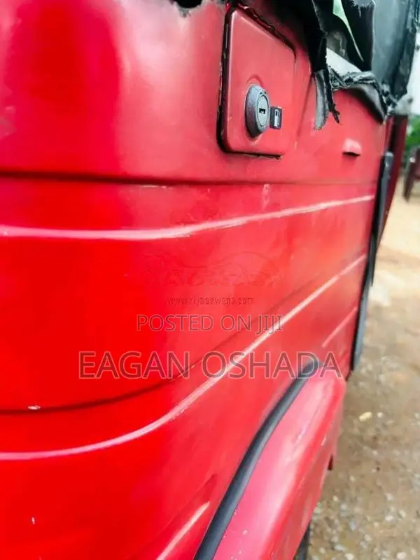Bajaj 4 stroke 2012 Three Wheel (Used)