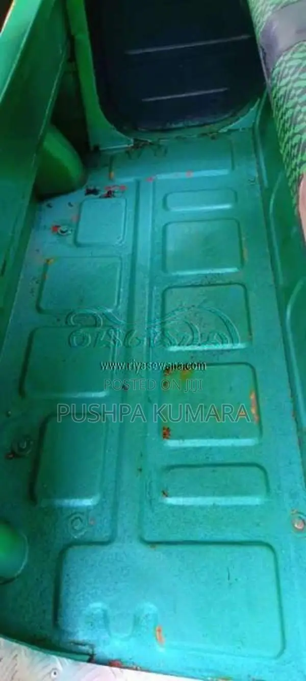 Bajaj 4 Stroke 2011 Three Wheel (Used)