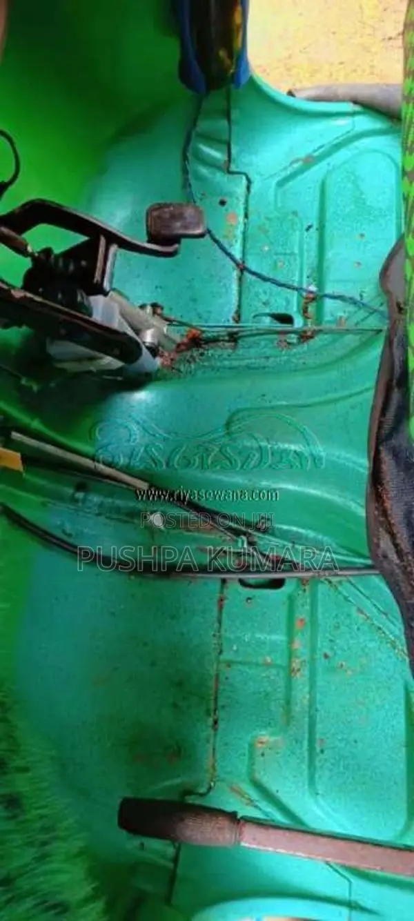 Bajaj 4 Stroke 2011 Three Wheel (Used)