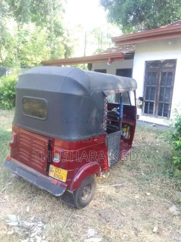 Bajaj RE 4 Stroke 2009 Three Wheel (Used)