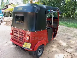 Bajaj RE 2016 Three Wheel (Used)