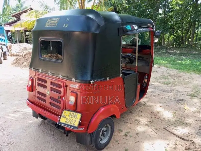 Bajaj RE 2016 Three Wheel (Used)
