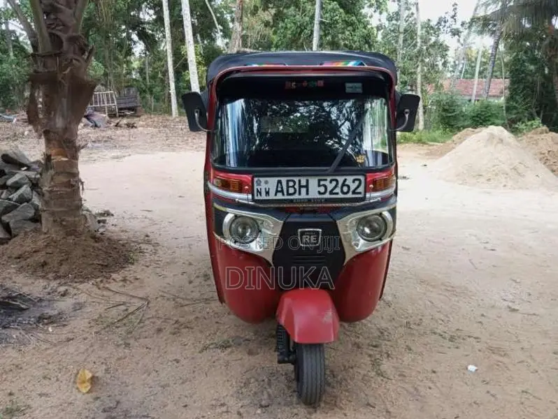 Bajaj RE 2016 Three Wheel (Used)