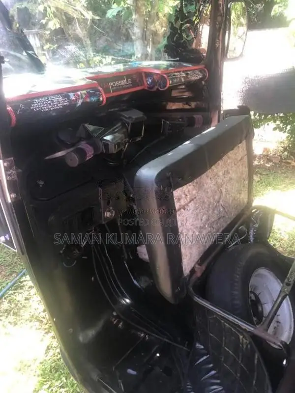Bajaj 4 stroke 2013 Three Wheel (Used)