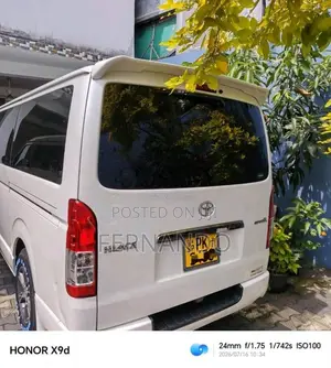 Toyota KDH Dark Prime 2017 Van (Used)