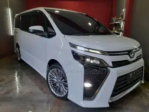 Toyota Voxy 2015 Van (Used)
