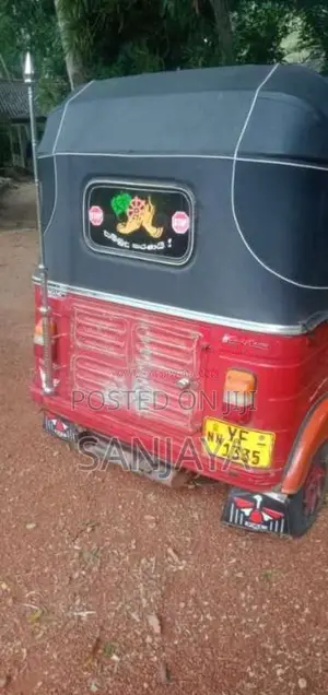 Bajaj 4 Stroke 2010 Three Wheel Brand New