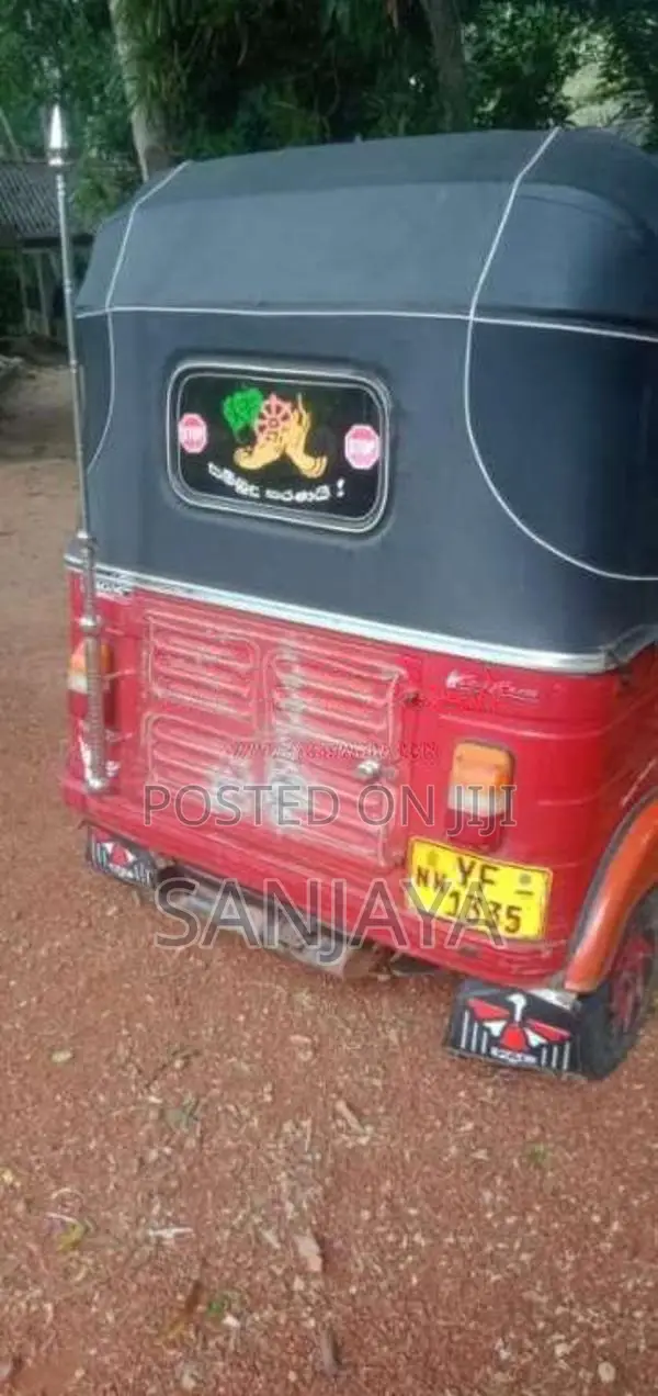 Bajaj 4 Stroke 2010 Three Wheel Brand New