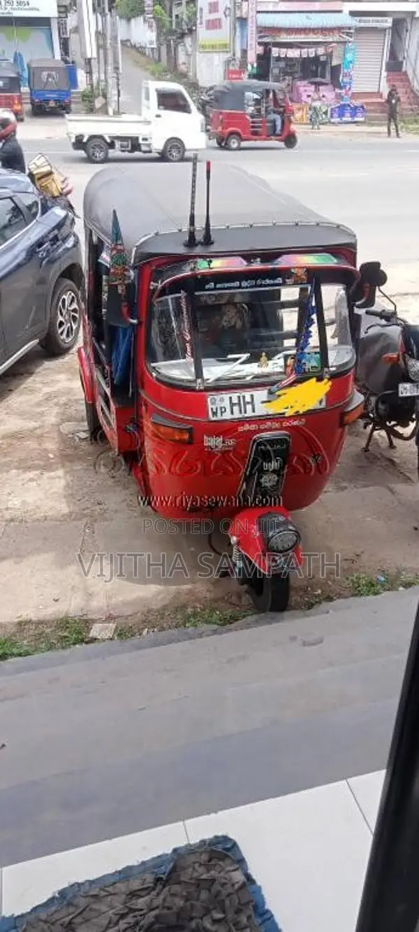 Bajaj RE 2 Stroke 2003 Three Wheel (Used)