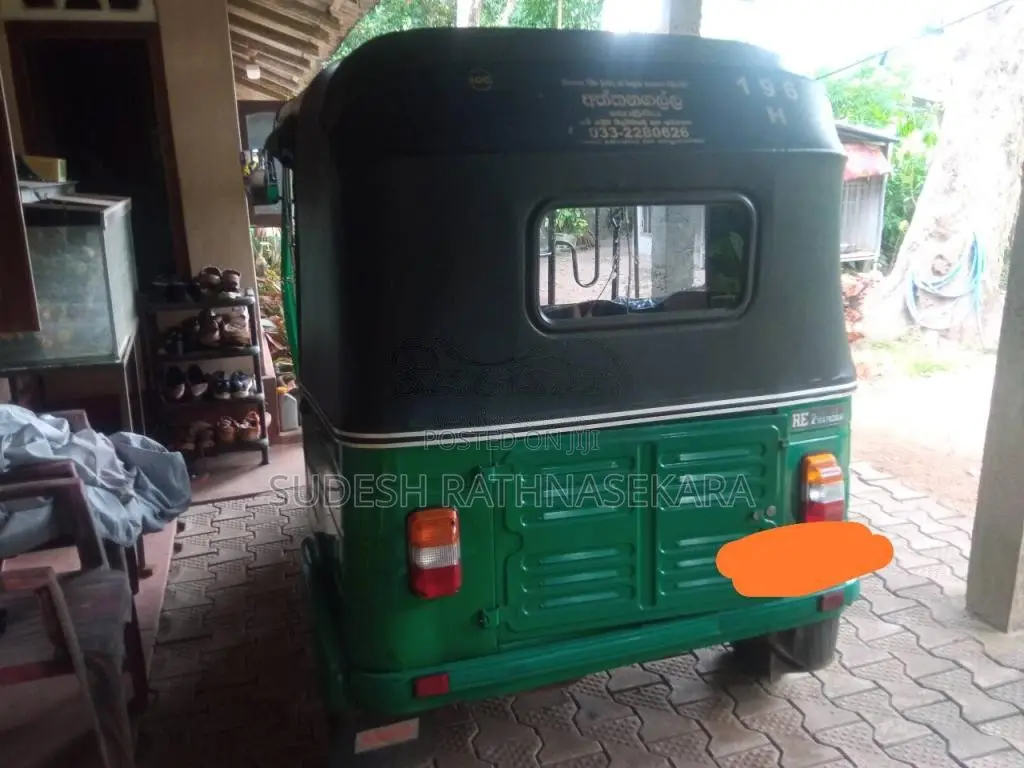 Bajaj 2 Stroke 2004 Three Wheel (Used)
