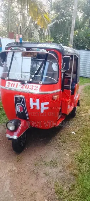 Bajaj 2 Stroke 1996 Three Wheel (Used)