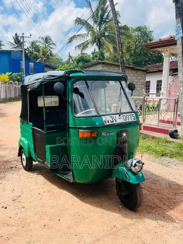 Bajaj 2 stroke 2005 Three Wheel (Used)
