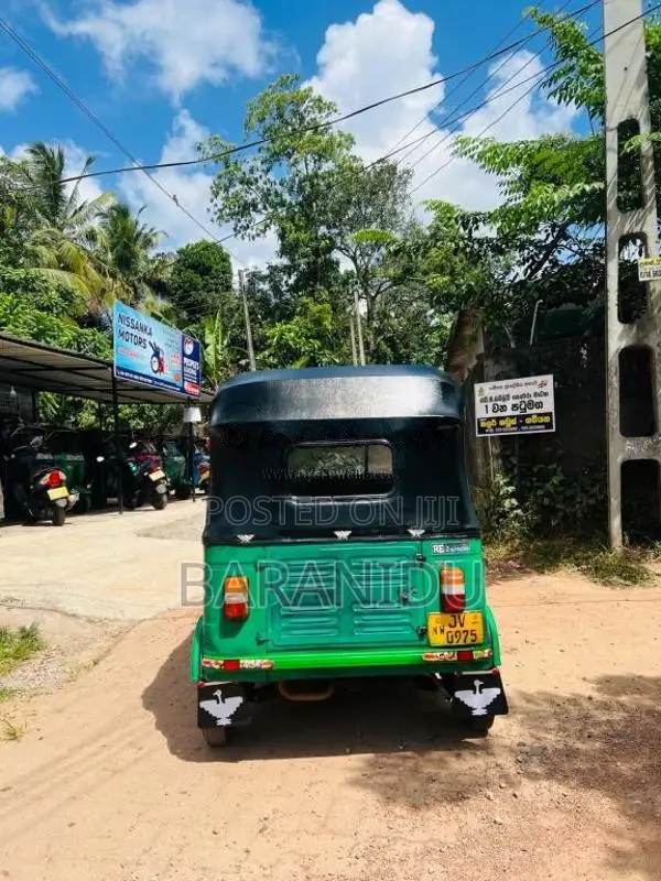 Bajaj 2 stroke 2005 Three Wheel (Used)