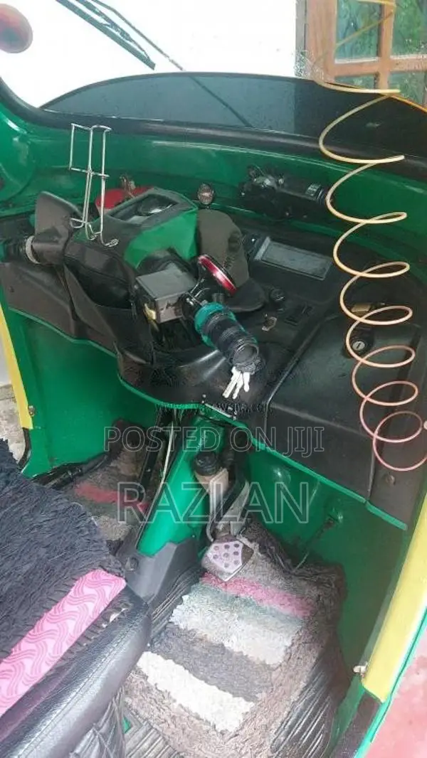 TVS King 2014 Three Wheel (Used)