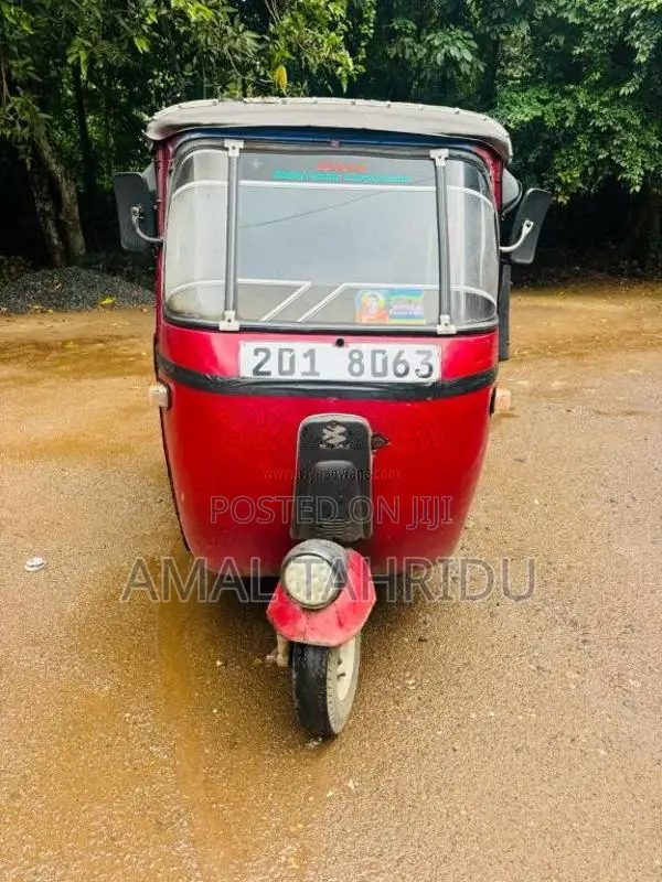 Bajaj RE 2 Stroke 1992 Three Wheel (Used)