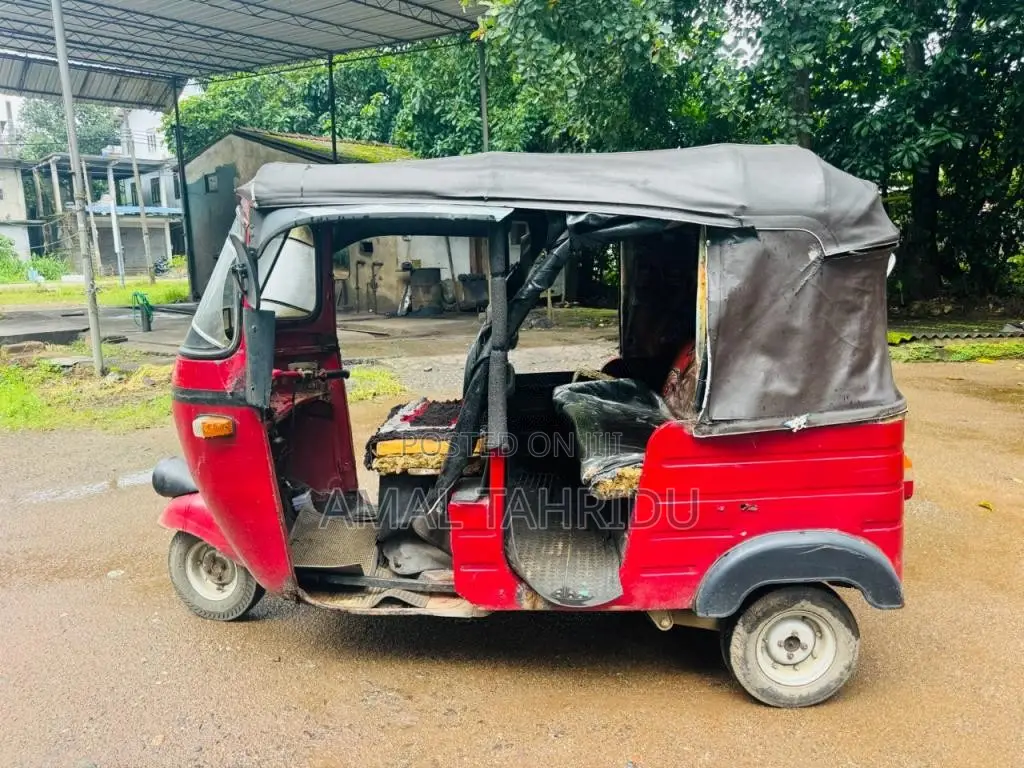 Bajaj RE 2 Stroke 1992 Three Wheel (Used)