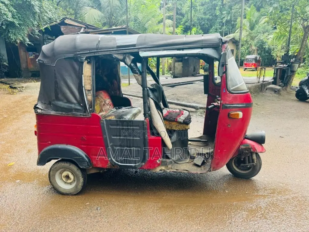 Bajaj RE 2 Stroke 1992 Three Wheel (Used)