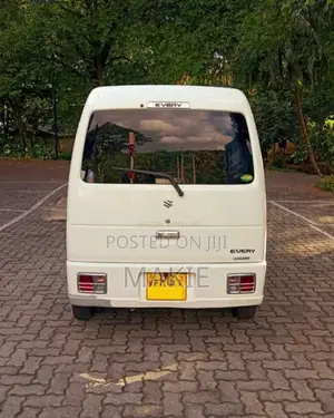Suzuki Every 2011 Van (Used)