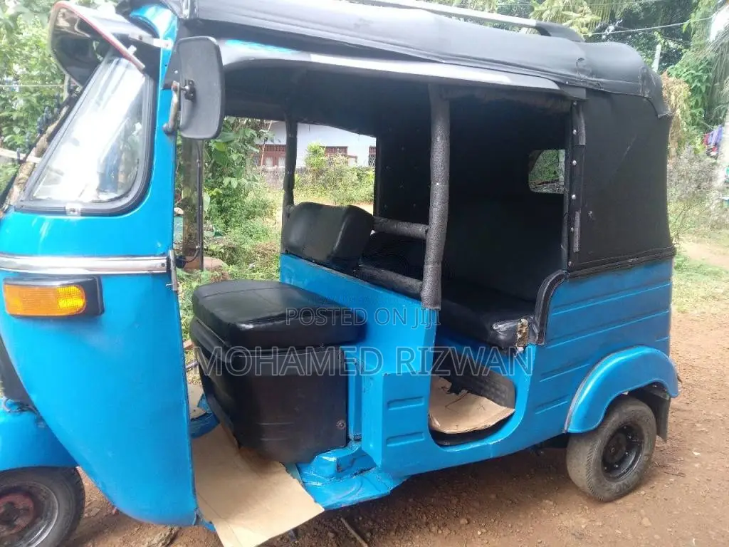 Bajaj 4 Stroke 2008 Three Wheel (Used)