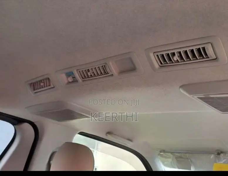 Toyota KDH Dark Prime 2015 Van (Used)