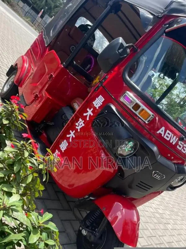 Bajaj RE 4 Stroke 2025 Three Wheel (Used)