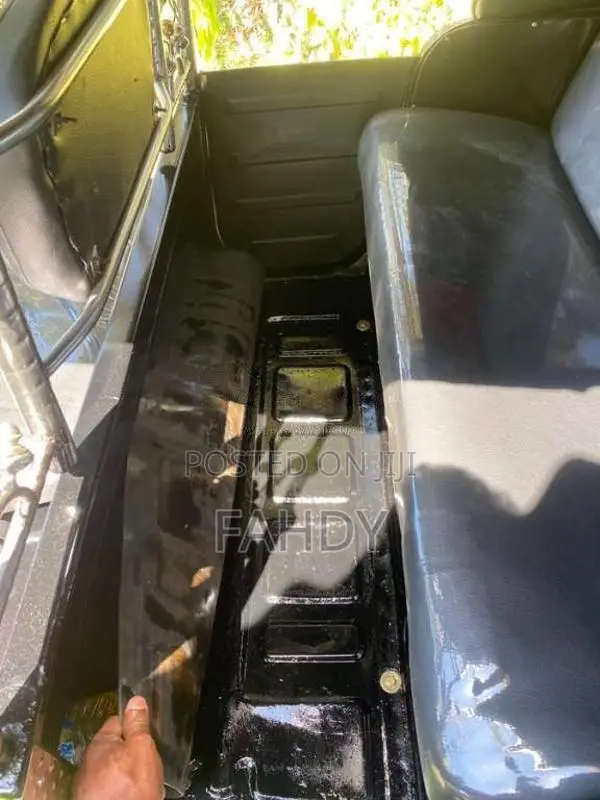 Bajaj 4 Stroke 2014 Three Wheel (Used)